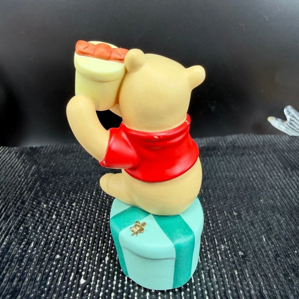 Disney Pooh & Friends Newborn is for a Happy Start Winnie the Pooh Figurine‎
